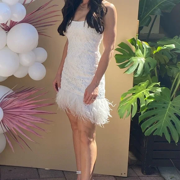 Mari feathered trim mini dress size 00 - Picture 3 of 5